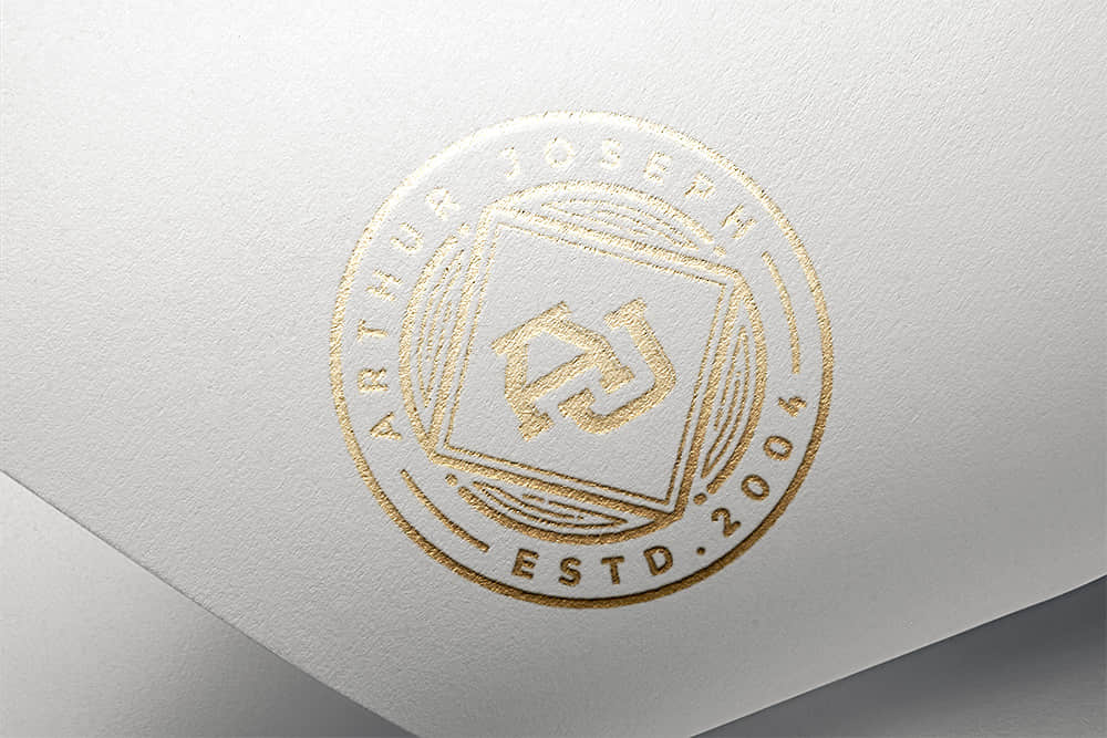 logo展示psd样机白卡烫金效果图